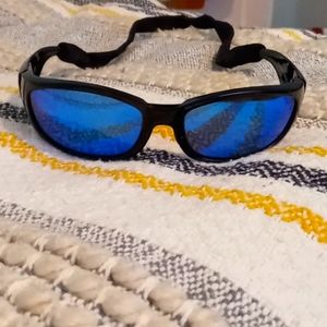 Costa Hammerhead glasses